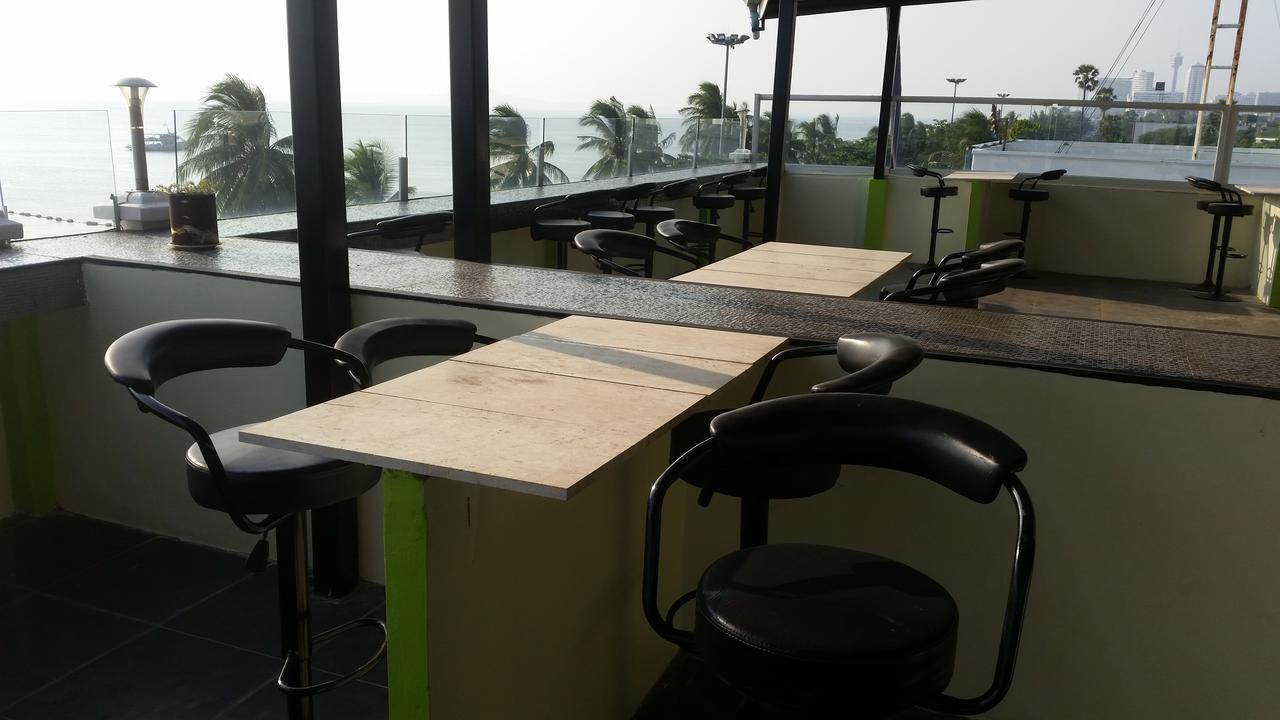 Barfly Pattaya Hotel หาดจอมเทียน ภายนอก รูปภาพ